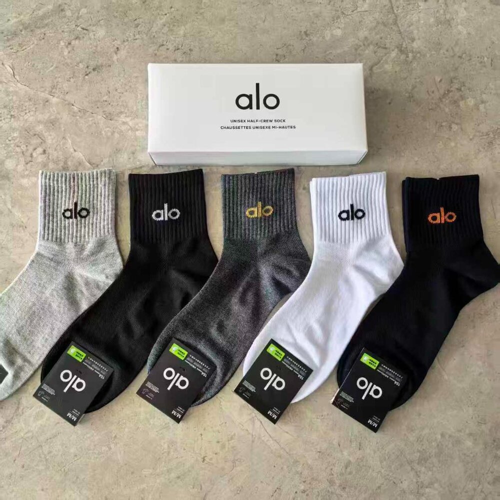 A23- ALO Yoga Men's Essential Half-Crew Socks 5-Pair Box Set - NWT